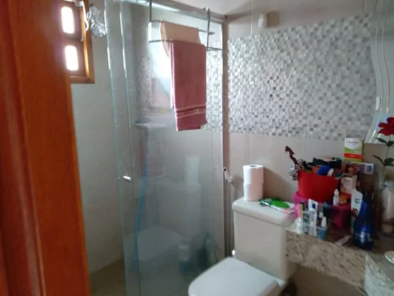 Imagem Sobrado com 3 dormitórios à venda, 238 m² por R$ 750.000,00 - Jardim Veneza - Mogi das Cruzes/SP