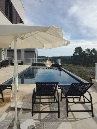 Residência de Alto Padrão com piscina e Elevador no Equilibrium