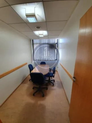 Imagem Conjunto comercial à venda na Consolação, São Paulo-SP: 6 salas, 2 banheiros, 1 vaga e 130m² de área. Venha conferir!