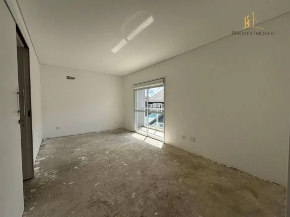 Imagem Sobrado com 3 quartos à venda, 157 m² por R$ 990.000 - Bairro Pilarzinho - Curitiba/PR