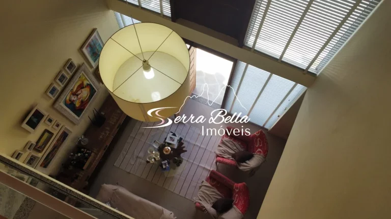 Imagem Casa com 4 dormitórios à venda, 200 m² por R$ 1.350.000,00 - Bom Retiro - Teresópolis/RJ