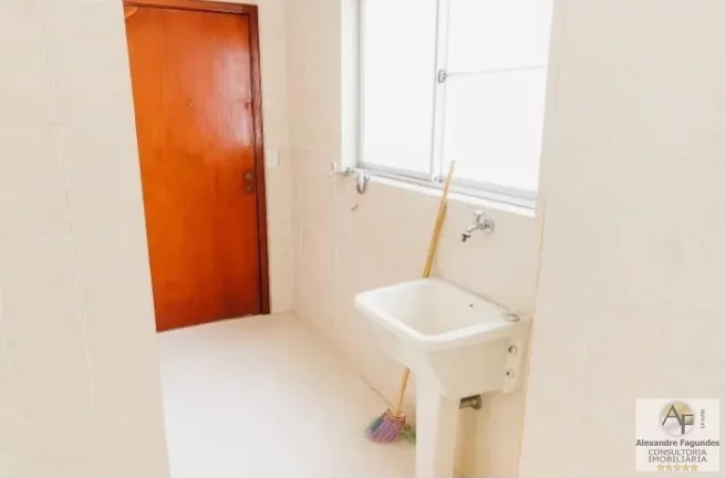 Imagem Apartamento para Venda em Goiânia, SETOR BELA VISTA, 4 dormitórios, 1 suíte, 2 banheiros, 2 vagas