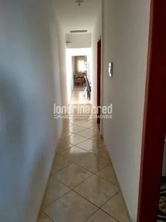 Imagem Imóvel completo na Região Sul de Londrina com 252m², jardim privativo, churrasqueira e aquecedor solar