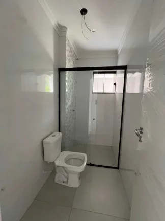 Imagem Geminado com 3 dormitórios sendo 1 suíte, sacada com churrasqueira e 1 vaga em Barra Velha