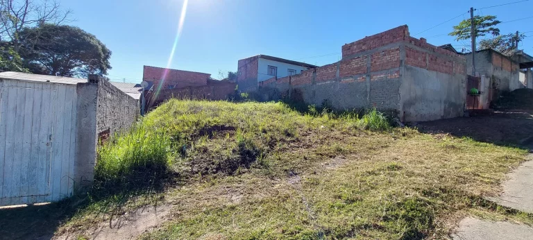 Imagem Terreno 200m2 com ótima infraestrutura