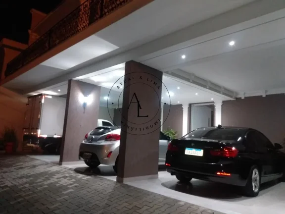 Imagem Exclusiva Casa de Luxo em Bolsão de Segurança com Piscina e 6 Suítes - 540m2 de Sofisticação
