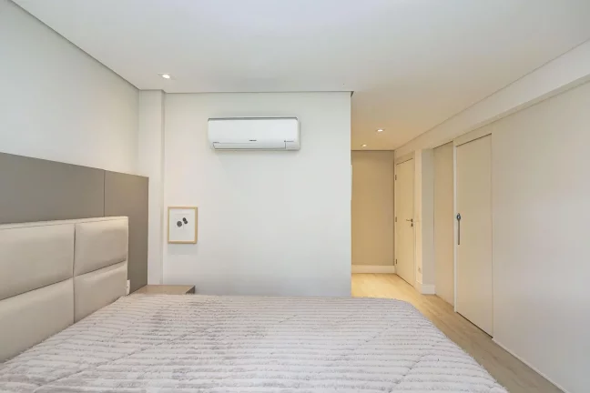 Imagem Apartamento com três quartos no Mossunguê