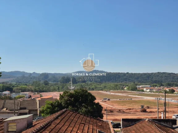 Imagem Sobrado Amplo na Vila Salles: 4 Dormitórios, Piscina e Lazer Completo por R