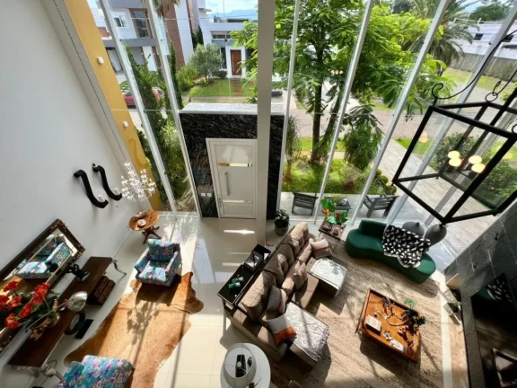 Imagem Casa em Condominio 3 Dormitórios - Bairro --