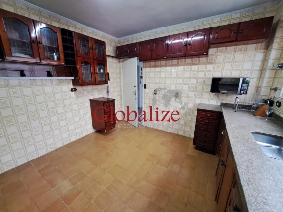 Imagem Oportunidade Única em Santos Apartamento com 3 dormitórios Amplo de frente e Bem Localizado! Bairro Pompéia Apenas R$ 780 MIL