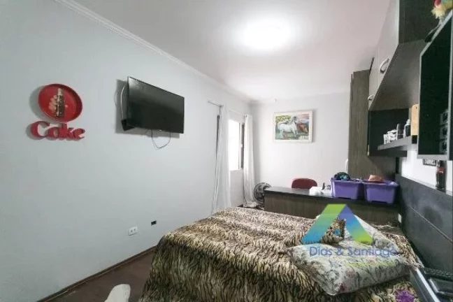 Imagem Casa à venda com 205m², 3 quartos e 2 vagas