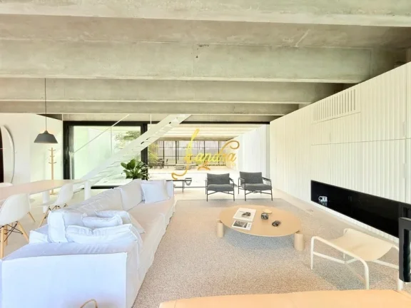 Imagem Casa contemporânea no condomínio Sense beira lago