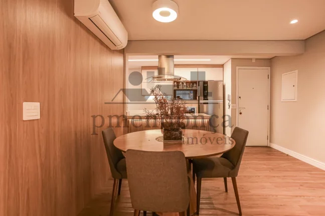 Imagem Apartamento na Pompeia com 87m², 3 quartos( 1 sui­te ) e 2 vagas.