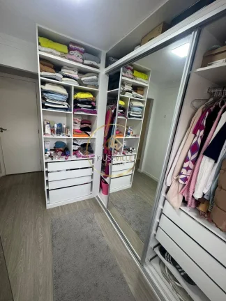 Imagem Casa 3 dormitórios ( 1 suíte), 2 vagas, Condomínio Girassol ll, Sjc.