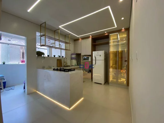 Imagem Apartamento com 2 dormitórios à venda, 83 m² por R$ 595.000,00 - Ponta da Praia - Santos/SP