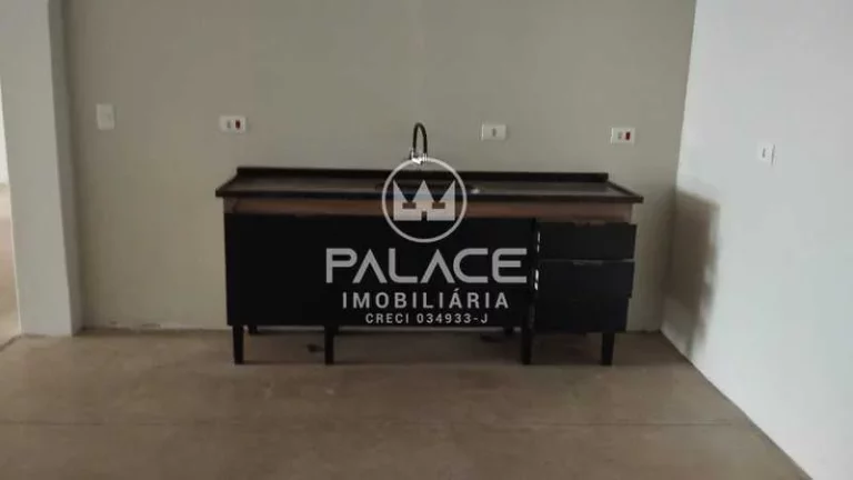 Imagem .Barracão excelente localização com 271,75 m² Salão comercial  02 banheiros social,; Cozinha/C...