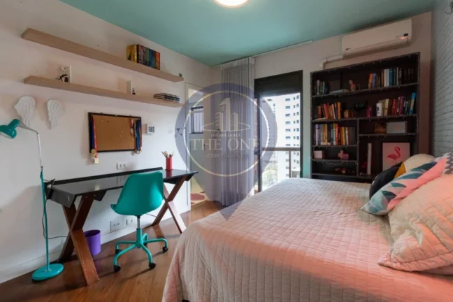 Imagem Apartamento de Luxo em Perdizes: 4 Quartos, 4 Suítes, 2 Salas, 5 Banheiros, 5 Vagas - Venda em SP!