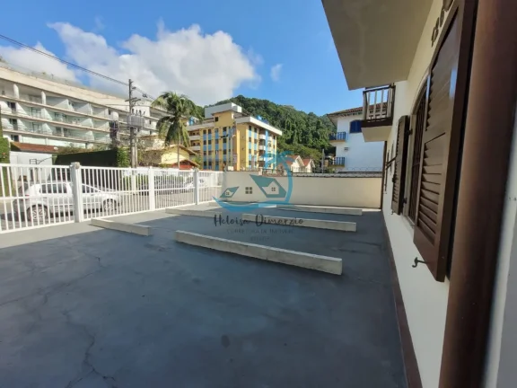 Imagem Apartamento térreo a venda na Praia Grande em Ubatuba, 50 metros da Orla.