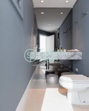 Imagem 317 metros 4 dormitórios 4 suítes 5 banheiros 4 vagas Cobertura Duplex toda reformada, pronta para...