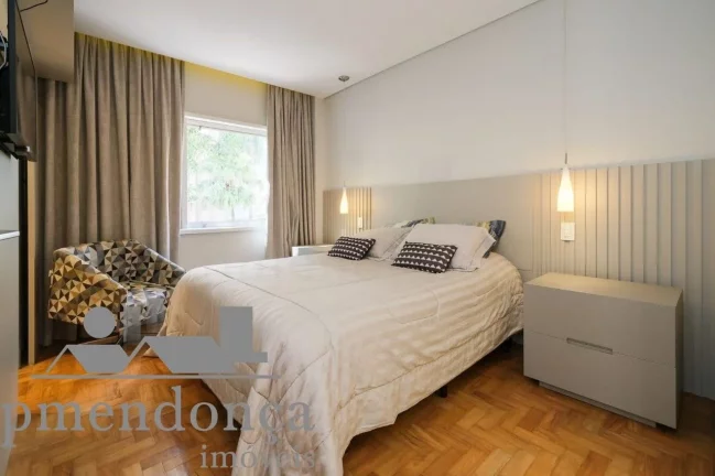 Imagem Apartamento na Rua Sabará com 3 quartos( 1 suíte ) e 1 vaga, 130m²
