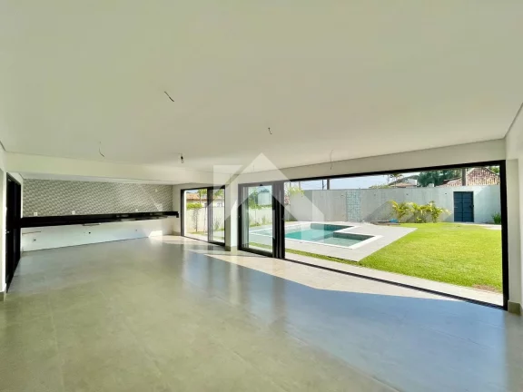 Imagem Casa de Condomínio em Jardim Passárgada I - Cotia