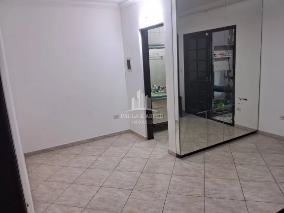 Imagem Sobrade de Alto Padrão 125m², 4 Quartos, 2 Suítes, 2 Vagas, 4 Banheiros, Área de Lazer com Churrasqueira e fogão a lenha no Parque São Vicente, Mauá-SP
