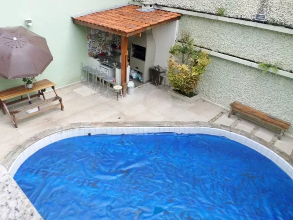 Imagem Casa à venda com 4 quartos, sendo 2 suítes, em Morumbi, São Paulo - SP