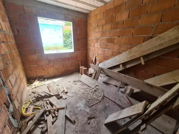 Imagem Casa Duplex em Obras - BH - Mantiqueira - 2 Quartos (2 Suítes) - 2 Vagas