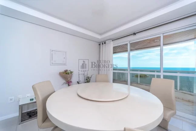 Imagem Cobertura Triplex Frente Mar no Centro de Balneário Camboriú