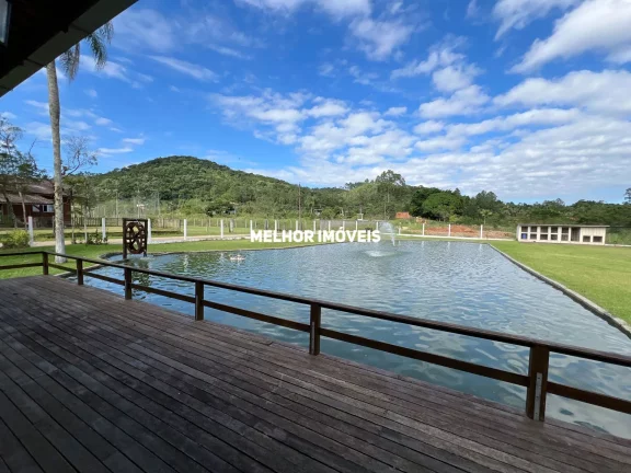 Imagem Sítio a venda com 26.000 m² no Bairro Rio do Meio em Camboriú - SC