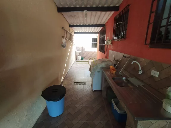 Imagem Casa Térrea, com 2 dorms e Edícula à venda em Peruíbe/SP