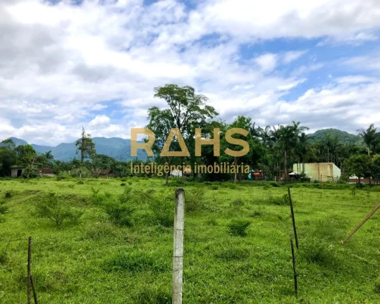 Imagem Excelente área as margens da BR 101 em Pirabeiraba, com 171.016,50m² de área total, com 119m de f...