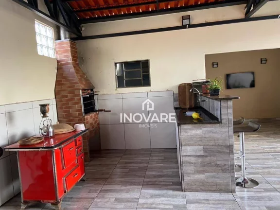 Imagem Casa com 4 dormitórios à venda, 300 m² por R$ 500.000,00 - Setor São João - Itumbiara/GO