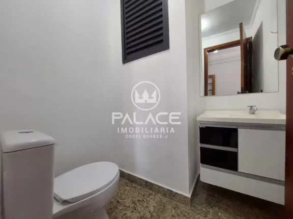 Imagem Garagem para 2 carros, sala 2 ambientes, lavabo, cozinha com armários, banheiro social, 3 dormitór...