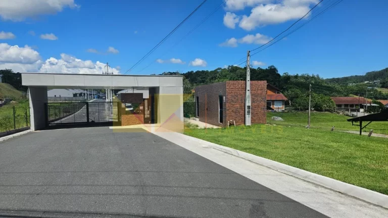 Imagem Casa com 2 Quartos à Venda, 70 m² em Testo Salto - Blumenau Imagem Casa com 2 Quartos à Venda, 70 m² em Testo Salto - Blumenau