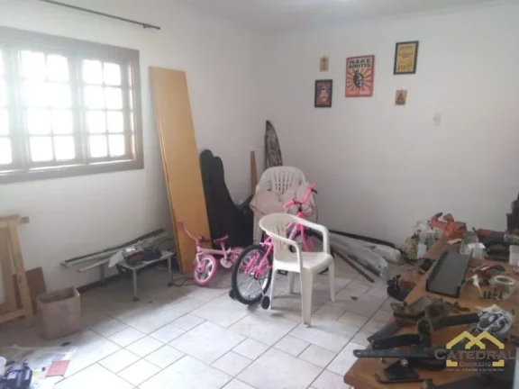 Imagem Casa a venda com 4 quartos e piscina no Terra Nova em Jundiaí/SP