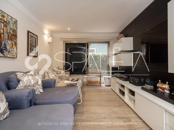 Imagem Mansão pé na areia totalmente mobiliada à venda no condomínio Costa Verde em Caraguatatuba