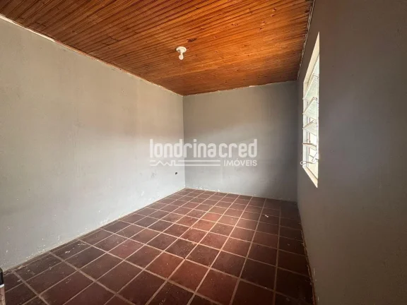 Imagem Casa à venda no Conjunto Residencial Antares, com 300m² de terreno, 89,30m² de área construída, 3 dormitórios, suíte, quintal grande e vaga para 3 carros!