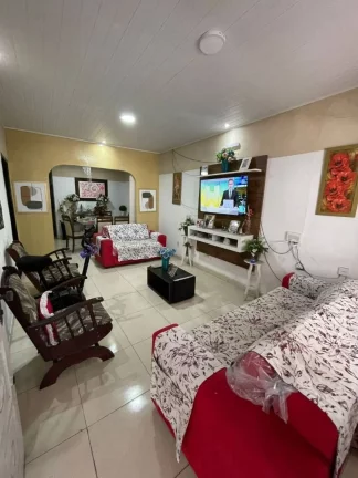 Casa no Marcos Freire II - 4/4, 200m², Área de Lazer - Imperdível!