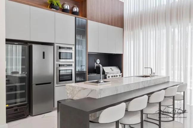 Imagem Apartamento Quadra Mar para Venda em Balneário Camboriú / SC no bairro Pioneiros