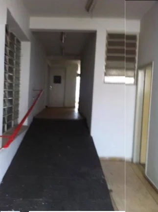 Imagem Barracão com 950m2 em ótima localização, no centro da cidade.Palace Imobiliária Ltda tem mais o...