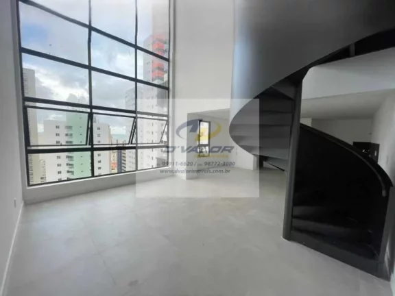 Vendo Apartamento Duplex, com 120 m², 03 Quartos (Sendo todos suítes), 02 vagas de garagem.