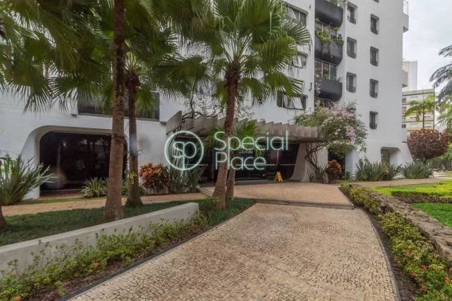 Imagem 127 metros 3 dormitórios 1 suíte dormitório de empregada e banheiro Piscina Quadra Salão de fest...