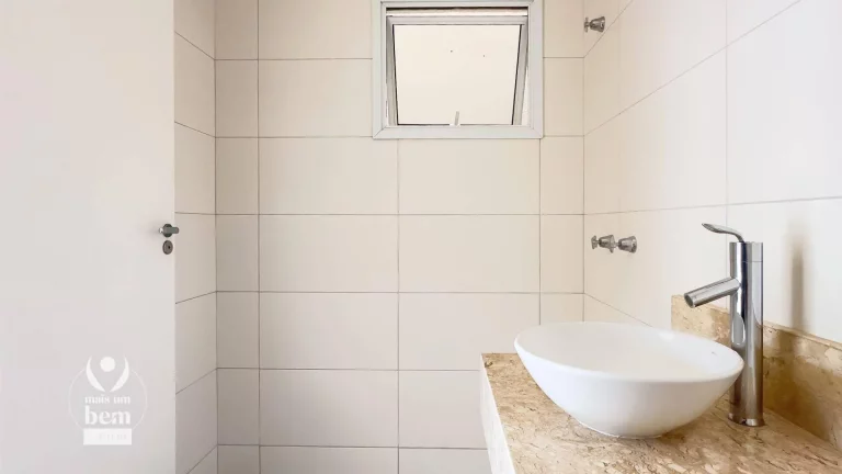 Imagem Sobrado com 222,92 m², 3 Suítes em Condominio Fechado com Piscina à venda por R$ 999.000,00 - Campo Comprido - Curitiba/PR