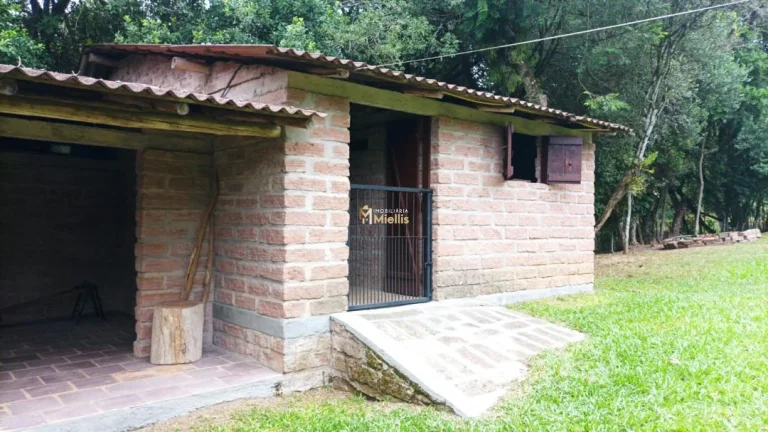 Imagem Sítio com 3 Dormitorio(s) localizado(a) no bairro Fiuza em Viamão / Rio Grande do Sul Ref.:57580877