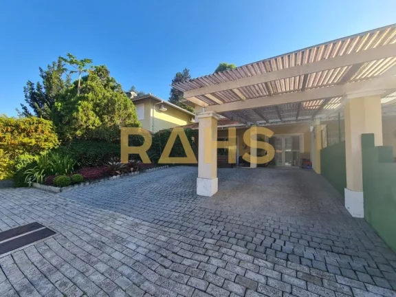 Imagem Uma bela casa com 4 quartos sendo 3 suítes, ficam no imóvel splits, sala ampla, sala de Tv, cozinh...