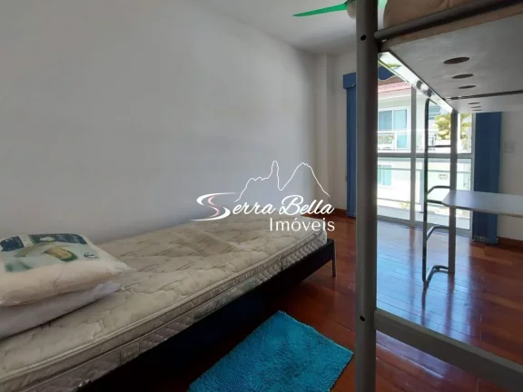 Imagem Casa com 4 dormitórios à venda, 138 m² por R$ 750.000,00 - Iucas - Teresópolis/RJ