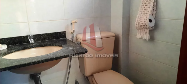 Imagem Casa Triplex Mobiliada Peró c/ 100 m²