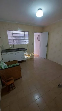 Imagem Casa à venda no Parque Maria Helena com 2 Dormitórios