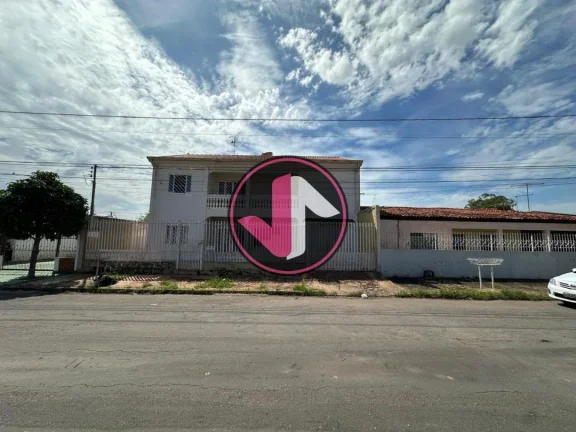 Imagem Aproveite a oportunidade de adquirir esta incrível casa localizada no bairro CPA I, em Cuiabá. Com...